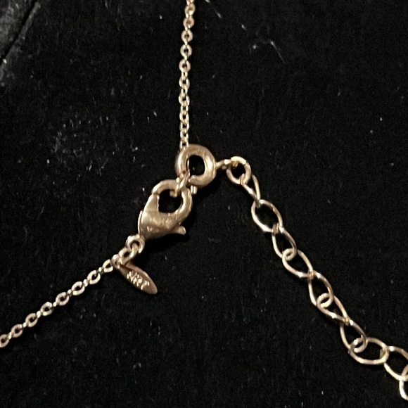 necklace- coral colored fashion 17” + 3” extension - Picture 3 of 6